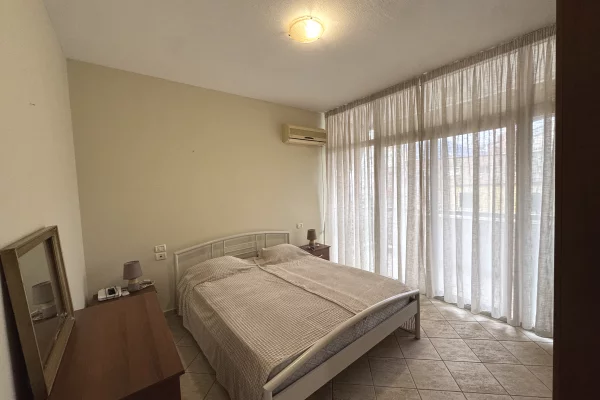 Shtepi me qera Apartament ne Tirane, 1+1, Mobilimi E mobiluar, Pagesa 50,000  Leke.