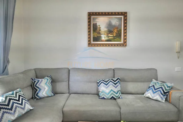 Shtepi me qera 2+1 ne Tirane - 600 Euro