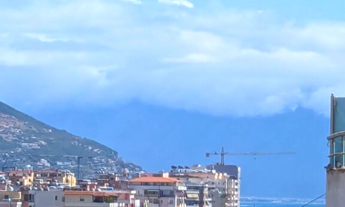 Shtepi ne shitje Apartament ne Vlore, 2+1, Mobilimi Pjeserisht e mobiluar, Pagesa 139,000  Euro.