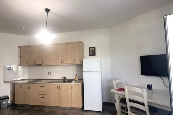 Shtepi me qera Apartament ne Vlore, 2+1, Mobilimi E mobiluar, Pagesa 60,000  Leke.