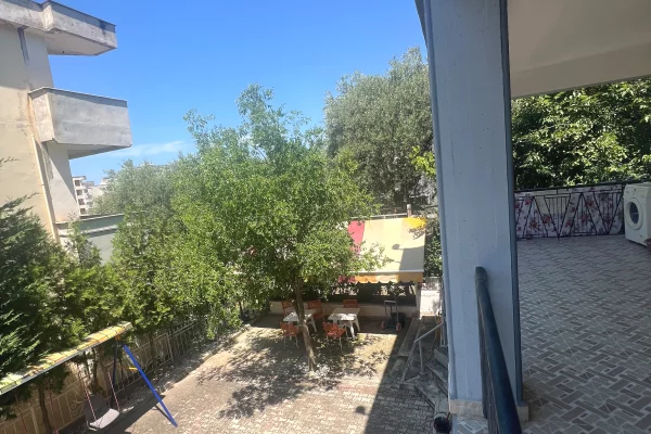 Shtepi me qera Apartament ne Vlore, 2+1, Mobilimi E mobiluar, Pagesa 60,000  Leke.