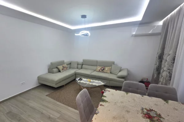 Shtepi ne shitje 1+1 ne Tirane - 200,000 Euro