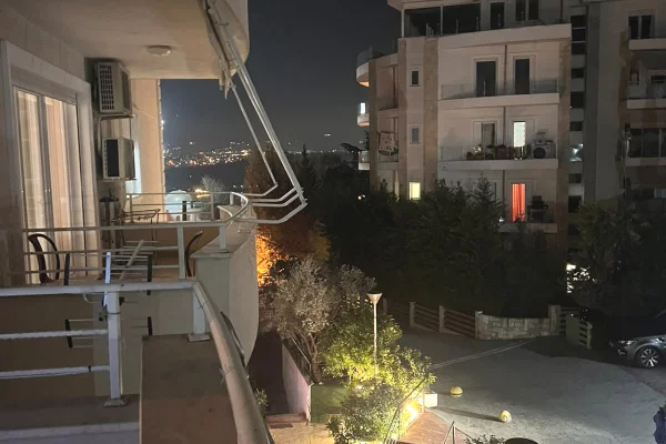 Shtepi ne shitje Apartament ne Tirane, 2+1, Mobilimi E mobiluar, Pagesa 25,000,000  Leke.