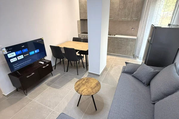 🏡 Jepet me Qira Apartament 1+1 – Selitë, Rruga Hasan Vogli