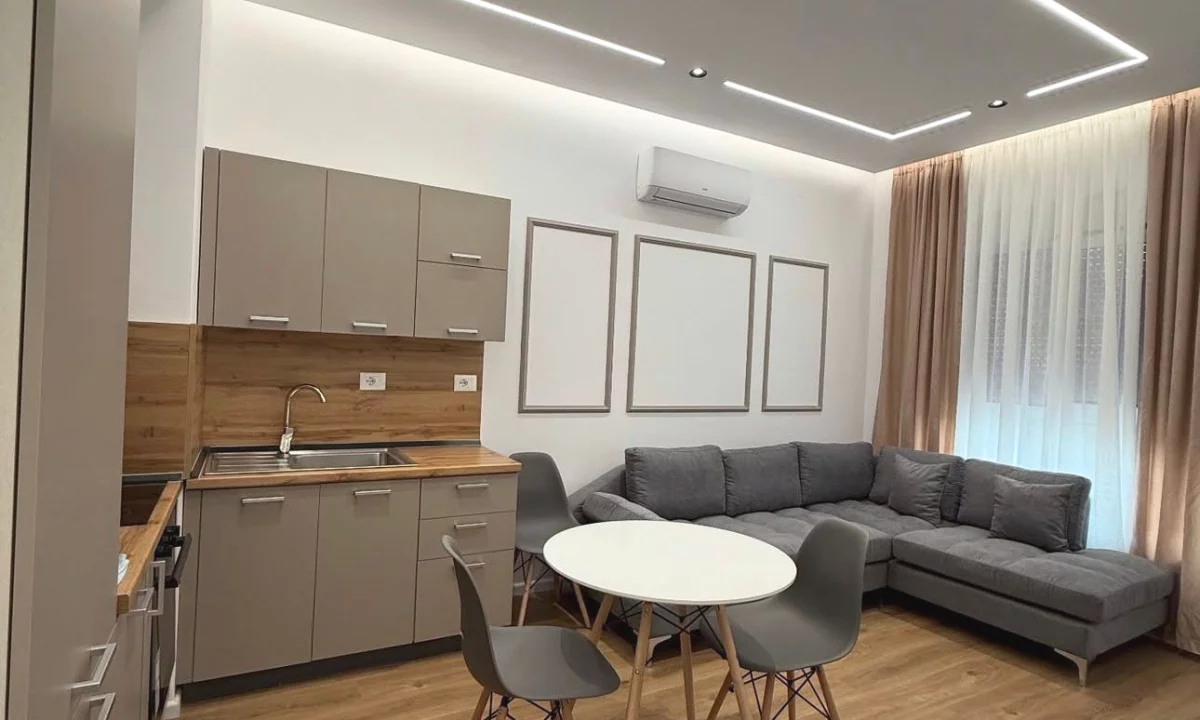 Shtepi me qera Apartament ne Tirane, 1+1, Mobilimi E mobiluar, Pagesa 44,000  Leke.