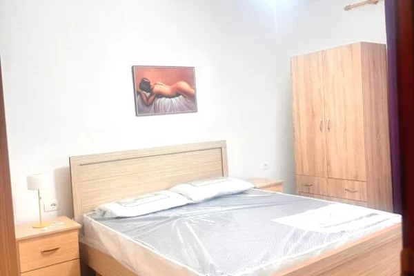 Apartament 1+1 qera, Laprake