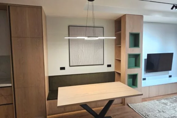 Shtepi me qera Apartament ne Tirane, 1+1, Mobilimi E mobiluar, Pagesa 100,000  Leke.