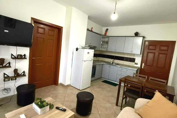 Apartament me qera