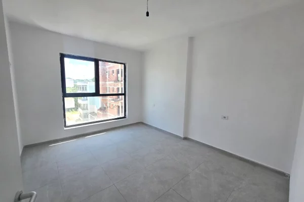 Apartament 2+1 Ne Shitje Ne Golem, Rezidenca Liburna, Pishat e Buta