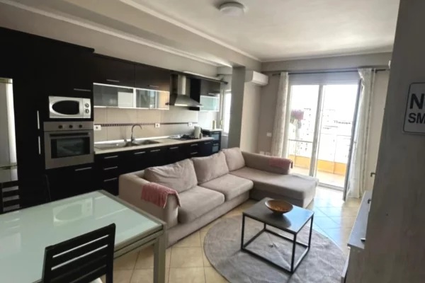 Appartamento in affitto a Durazzo 2+1, Arredato