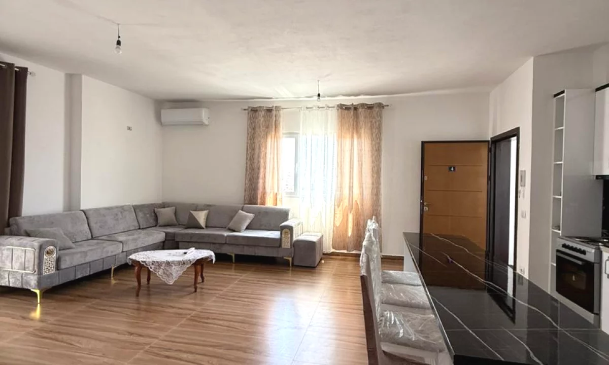 Shtepi me qera Apartament ne Durres, 2+1, Mobilimi E mobiluar, Pagesa 600  Euro.
