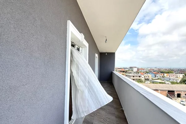 Shtepi me qera Apartament ne Durres, 2+1, Mobilimi E mobiluar, Pagesa 600  Euro.