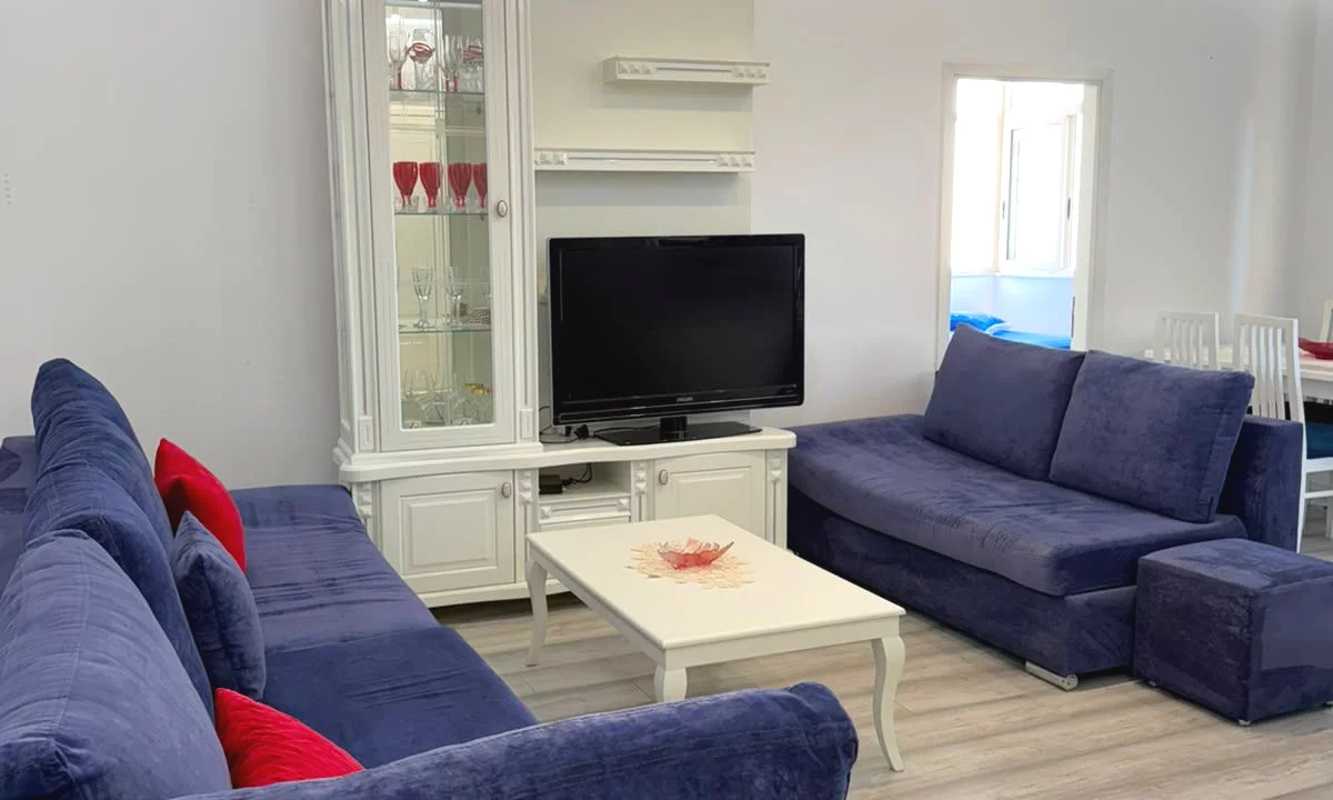Shtepi me qera Apartament ne Durres, 1+1, Mobilimi E mobiluar, Pagesa 50,000  Leke.