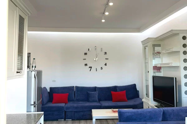 Shtepi me qera Apartament ne Durres, 1+1, Mobilimi E mobiluar, Pagesa 50,000  Leke.