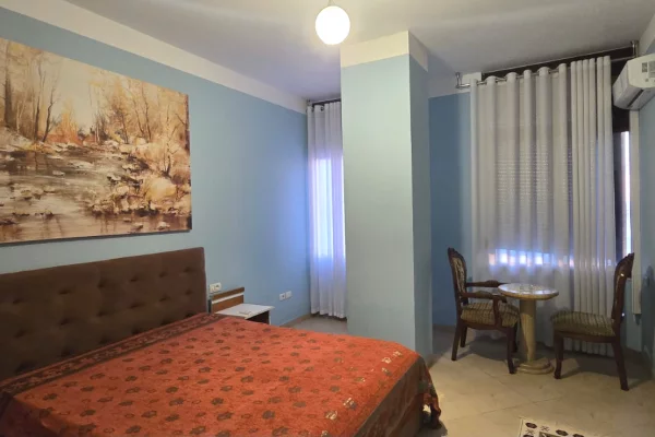 Shtepi ne shitje Apartament ne Durres, 1+1, Mobilimi E mobiluar, Pagesa 180,000  Euro.