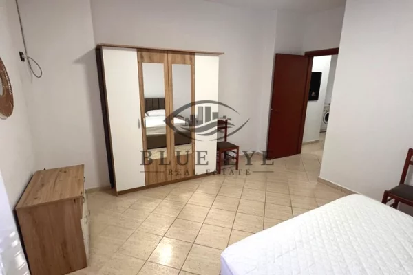 Shtepi me qera Apartament ne Durres, 1+1, Mobilimi E mobiluar, Pagesa 350  Euro.