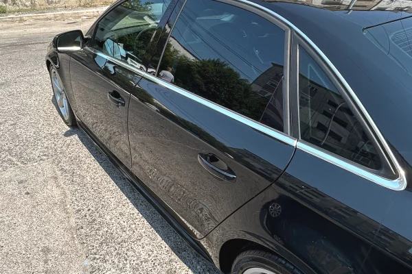 Makina ne shitje ne Tirane, Audi, 2012 Benzine,Kambio Automatik Pagesa 530,000  Leke.