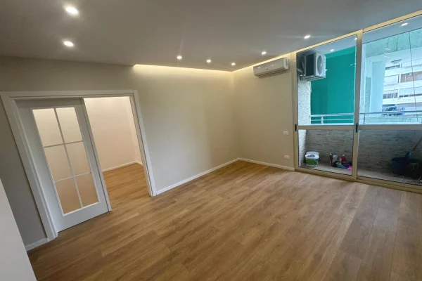 Apartment for sale in Tirana 1+1, Emty