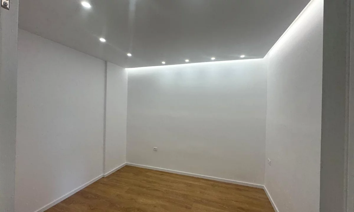 Apartment for sale in Tirana 1+1, Emty