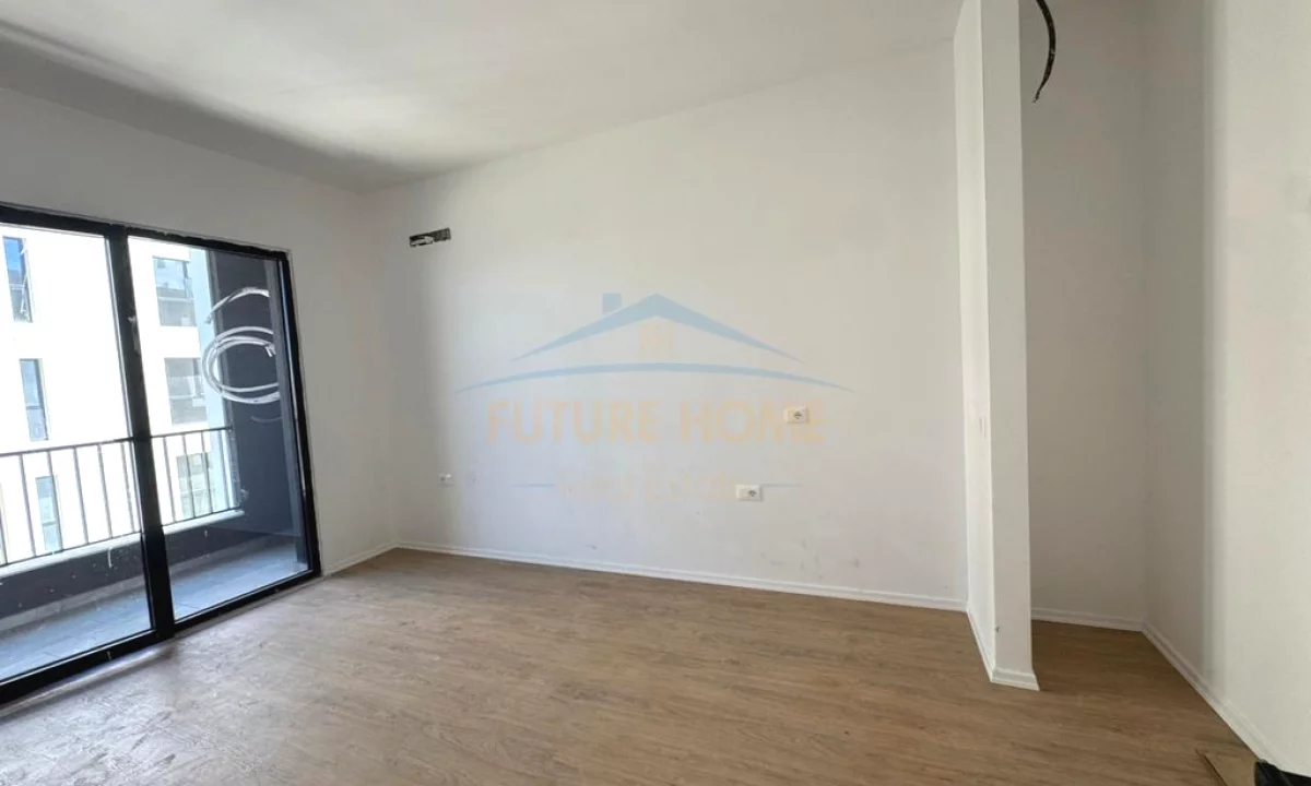 Shtepi ne shitje Apartament ne Tirane, 1+1, Mobilimi Bosh, pa mobiluar, Pagesa 158,000  Euro.