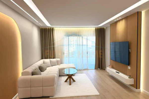 Shtepi ne shitje Apartament ne Tirane, 2+1, Mobilimi E mobiluar, Pagesa 165,000  Euro.