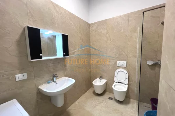 Shtepi me qera Apartament ne Tirane, 1+1, Mobilimi E mobiluar, Pagesa 850  Euro.
