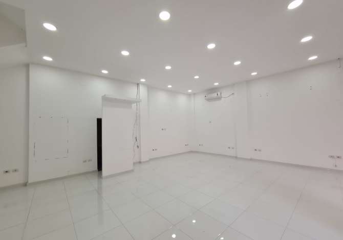 Business Property for Rent 1+1 in Tirana - 500 Euro
