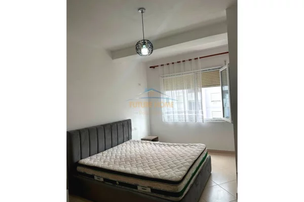 Shtepi me qera Apartament ne Tirane, 2+1, Mobilimi E mobiluar, Pagesa 450  Euro.