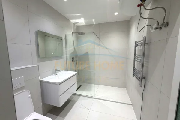 Shtepi me qera Apartament ne Tirane, 2+1, Mobilimi E mobiluar, Pagesa 843  Euro.