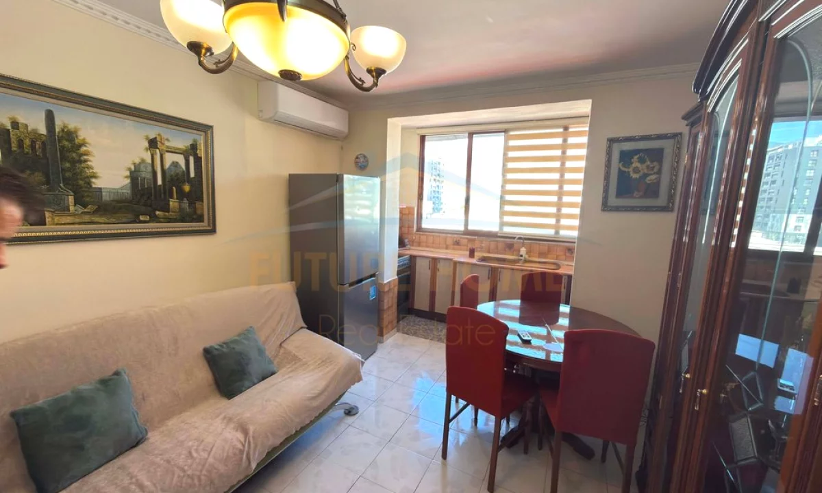 Shtepi me qera Apartament ne Tirane, 2+1, Mobilimi E mobiluar, Pagesa 500  Euro.