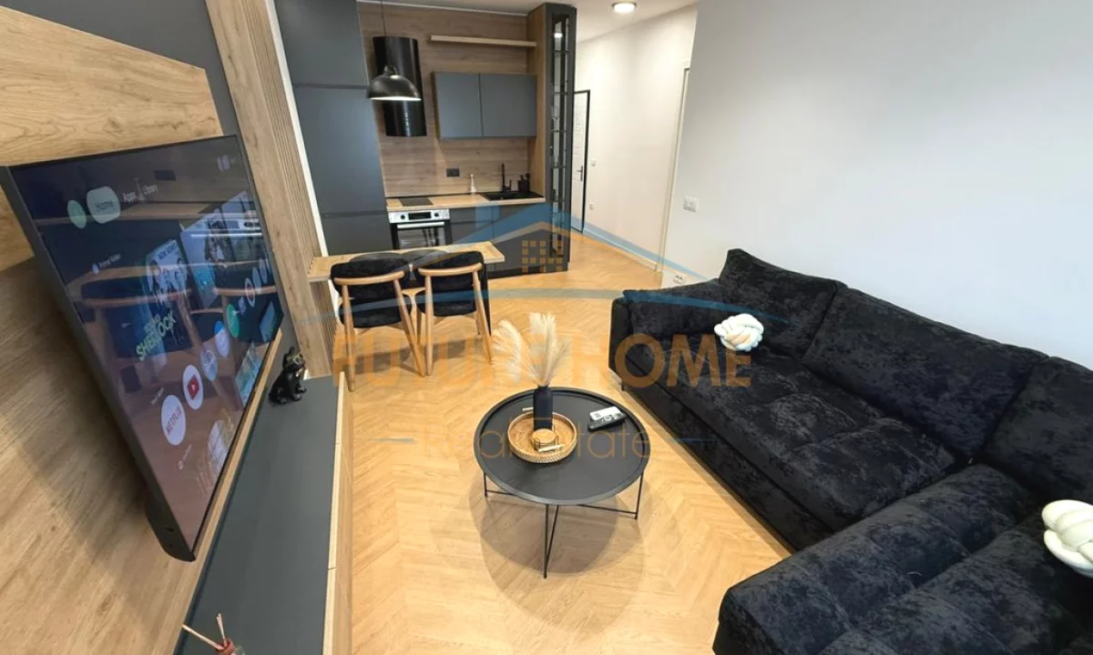 Shtepi ne shitje Apartament ne Tirane, 1+1, Mobilimi E mobiluar, Pagesa 175,000  Euro.