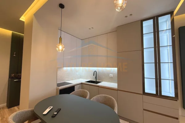 Shtepi me qera Apartament ne Tirane, 1+1, Mobilimi E mobiluar, Pagesa 800  Euro.