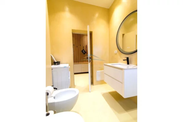Shtepi me qera Apartament ne Tirane, 1+1, Mobilimi E mobiluar, Pagesa 600  Euro.