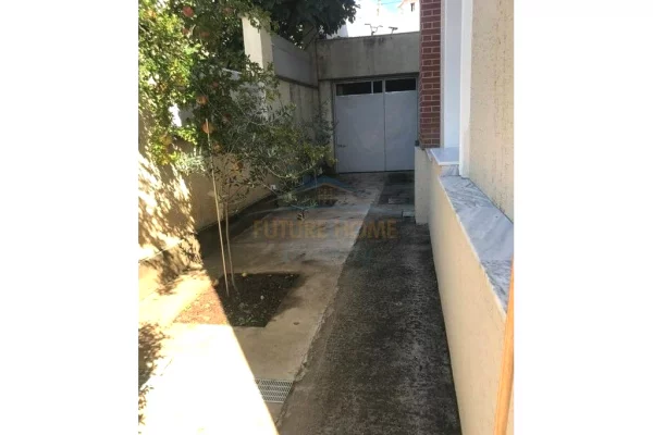 Shtepi me qera Apartament ne Tirane, 1+1, Mobilimi E mobiluar, Pagesa 423  Euro.