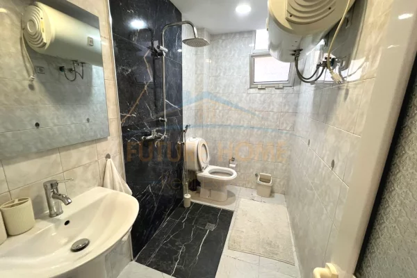 Shtepi me qera Apartament ne Tirane, 2+1, Mobilimi E mobiluar, Pagesa 700  Euro.