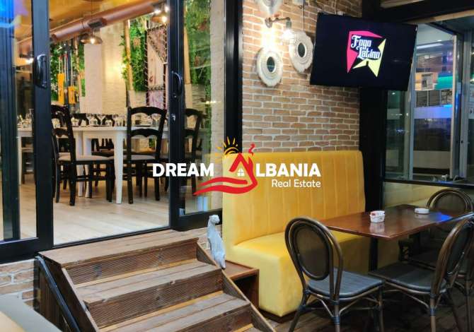 Ambient biznesi me qera 2+1 ne Tirane - 3,500 Euro