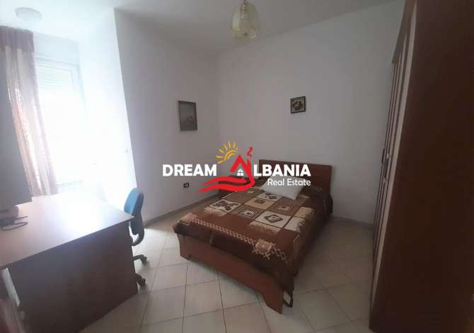 Shtepi ne shitje Vila Luksoze ne Tirane, 7+1, Mobilimi E mobiluar, Pagesa 660,000  Euro.