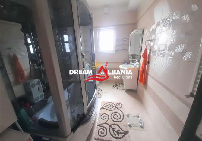 Shtepi ne shitje Vila Luksoze ne Tirane, 7+1, Mobilimi E mobiluar, Pagesa 660,000  Euro.