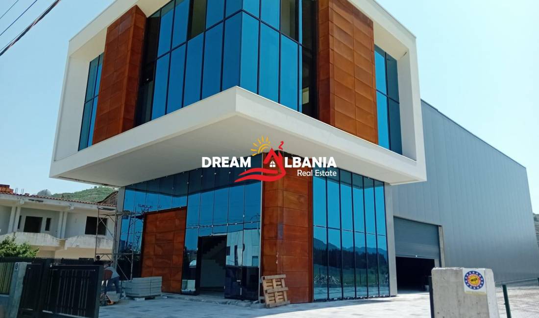 Kapanon i Ri me qera ne Vaqarr prane “Keshtjelles Konti” ne Tirane (4281186)