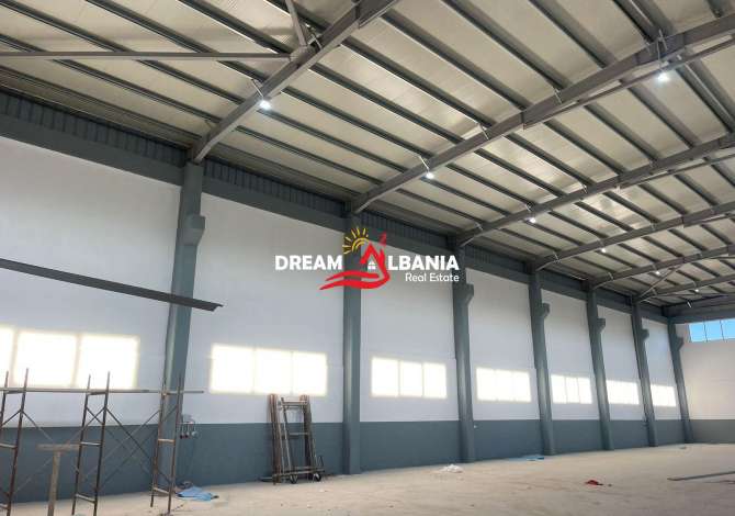 Magazine ne shitje ne autostraden Tirane-Durres (ID 4181065)