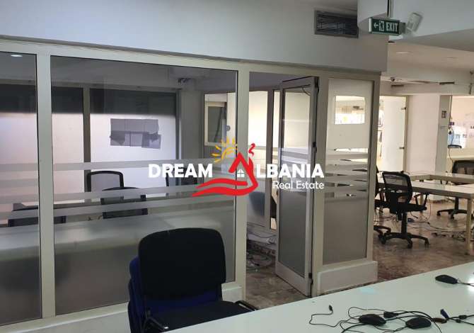 Ambient biznesi me qera 3+1 ne Tirane - 2,500 Euro