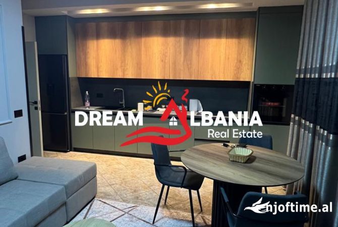 Shtepi me qera Apartament ne Tirane, 2+1, Mobilimi E mobiluar, Pagesa 500  Euro.