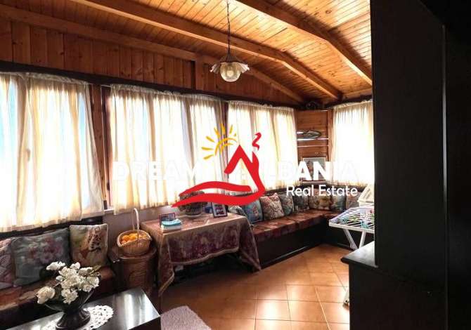 Shtepi ne shitje Apartament ne Tirane, 2+1, Mobilimi E mobiluar, Pagesa 175,000  Euro.