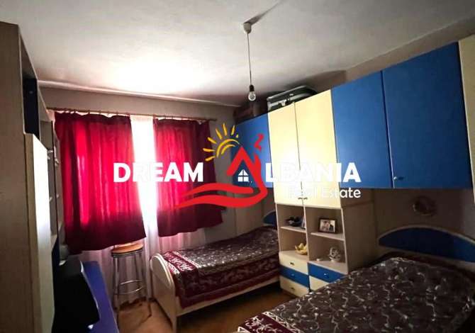 Shtepi ne shitje Apartament ne Tirane, 2+1, Mobilimi E mobiluar, Pagesa 175,000  Euro.