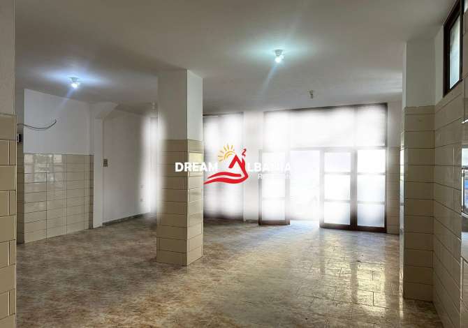 Dyqan ne shitje tek Tregu Elektrik prane Kopeshtit 18 ne Tirane (ID 4171470)
