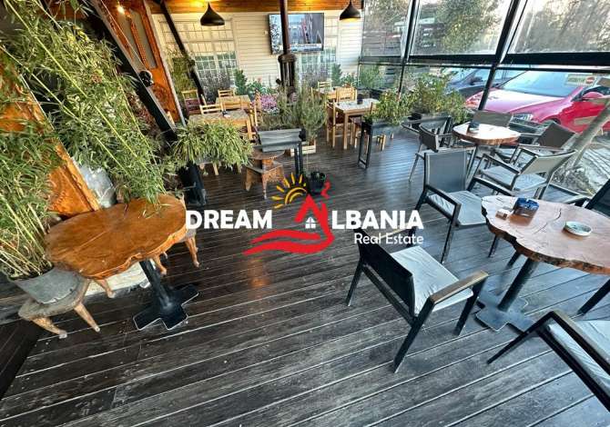 Ambient biznesi me qera 2+1 ne Tirane - 800 Euro