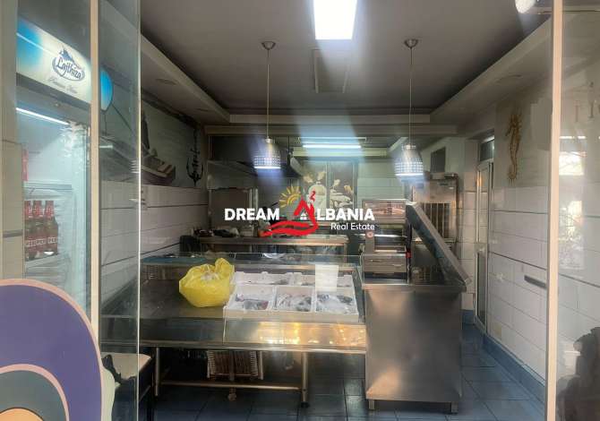 Ambiente Commerciale in Vendita 2+1 a Tirana - 30,000 Euro