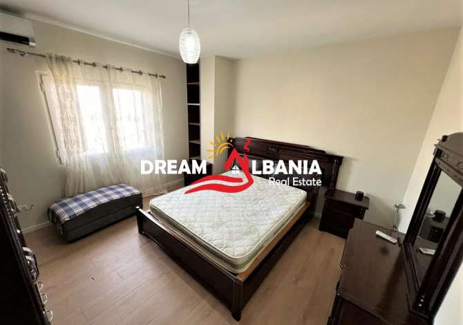 Shtepi ne shitje Apartament ne Tirane, 2+1, Mobilimi E mobiluar, Pagesa 220,000  Euro.