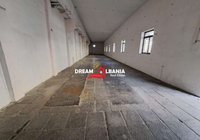 Ambient biznesi me qera 4+1 ne Tirane - 650 Euro