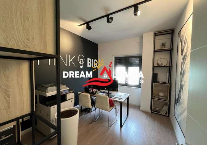 Zyre me qera, me 2 wc dhe 2 Blk. tek Zogu i Zi, Tirane (ID 42611043 )